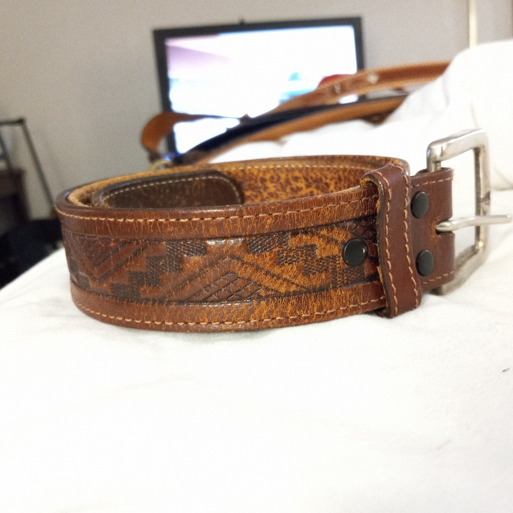 Men's custom leather belt